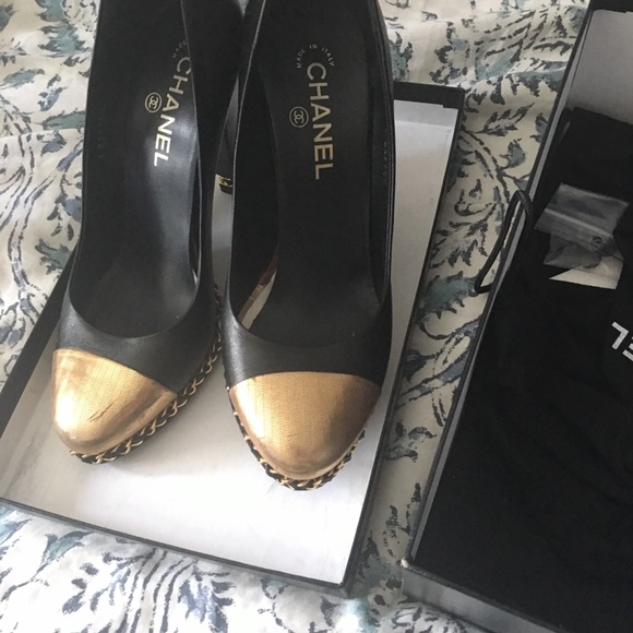 Chanel shoes - Picture 5 of 5